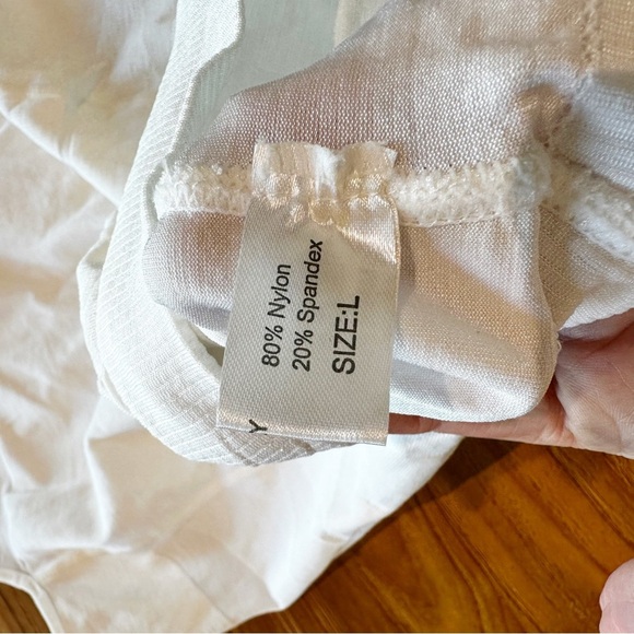 Hoter Men’s White Compression Tank Top Pullover Shape Wear NWT Size Large Nylon - Picture 9 of 9